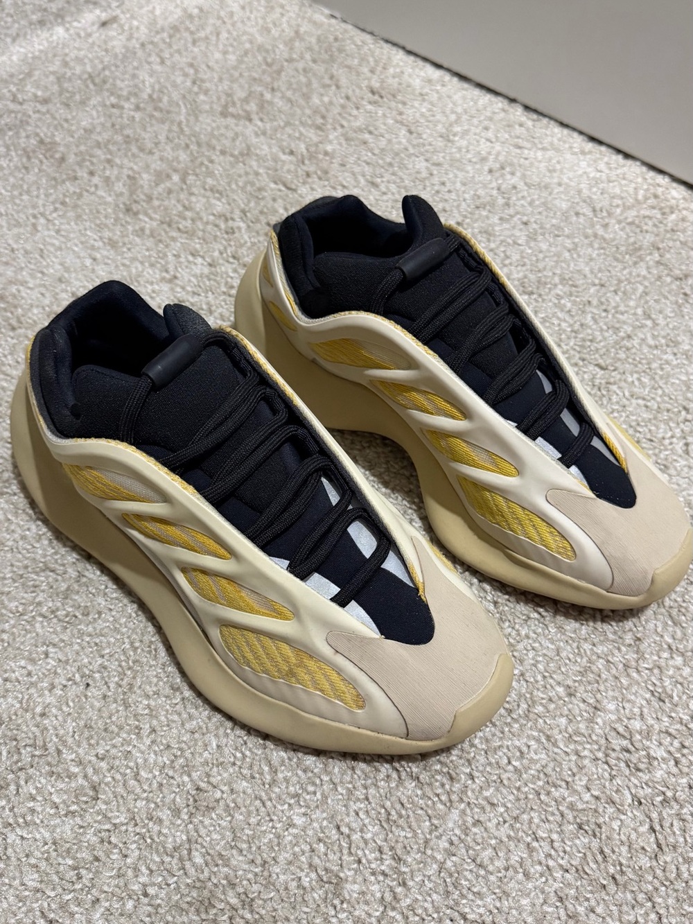 Adidas Yeezy 700 V3 'Safflower'
